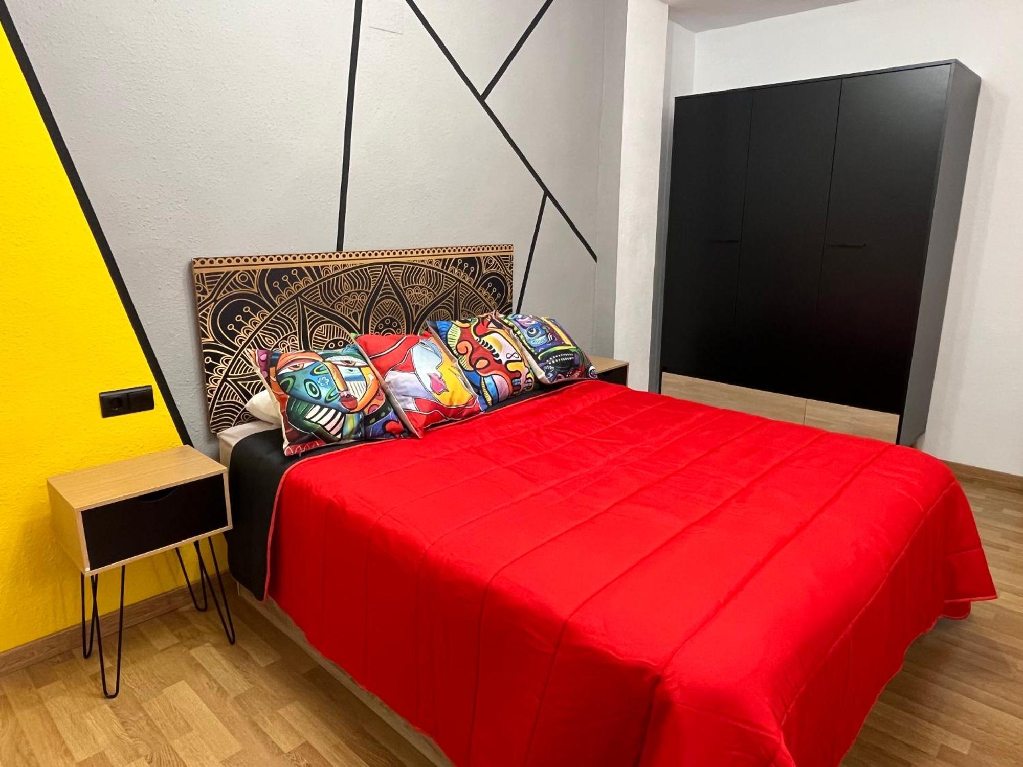 Marqplace Beach Free Parking And Ac Alicante Eksteriør bilde
