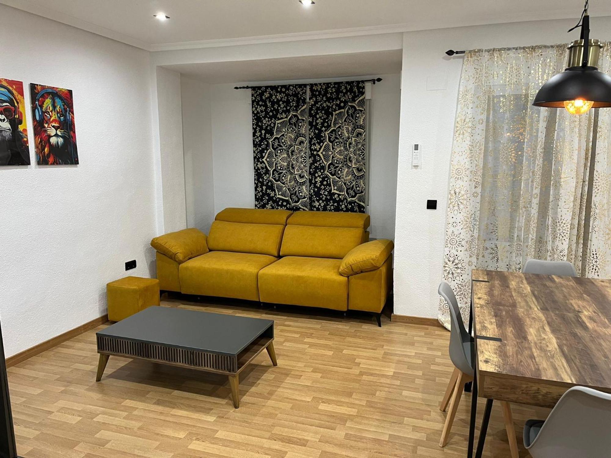 Marqplace Beach Free Parking And Ac Alicante Eksteriør bilde