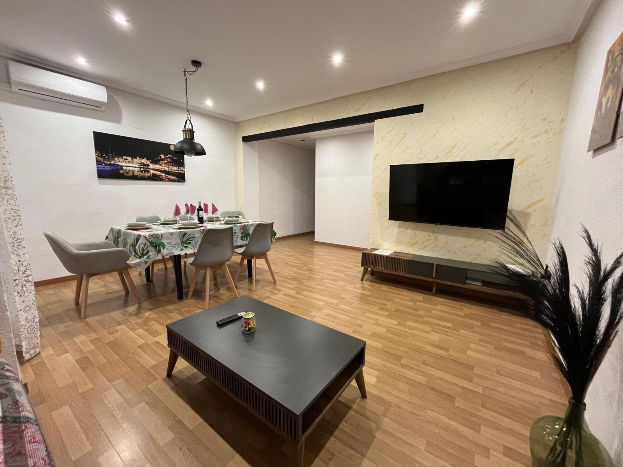 Marqplace Beach Free Parking And Ac Alicante Eksteriør bilde